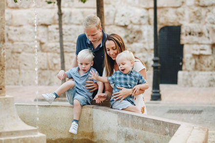 Fotografía de familia en el Centro de Marbella